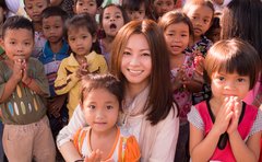 倉木麻衣「一緒に歌った子どもが将来の夢に歌手と書いて」カンボジアで寺子屋を建設するプロジェクトを続ける理由