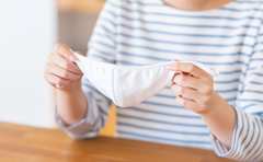 マスクにファンデをつけない！ “キラツヤ”肌メイク