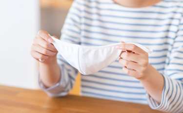 マスクにファンデをつけない！ “キラツヤ”肌メイク