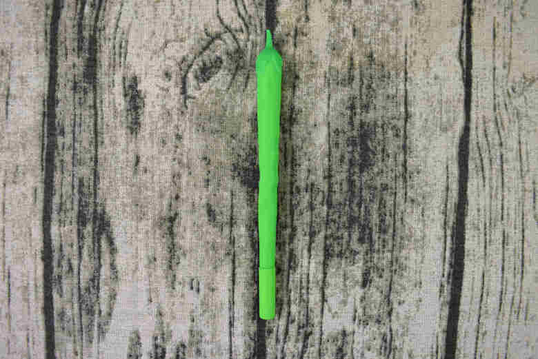 ダイソーの人気文房具「唐辛子ボールペン」の画像2