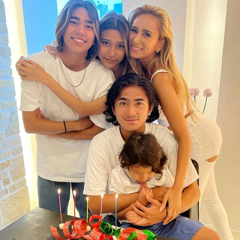 長男20歳、三男4歳の誕生日にて