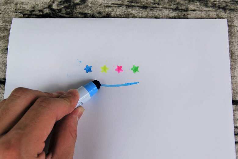 ダイソーおすすめ文房具「スタンプにもなる蛍光マーカーペン」の商品画像5