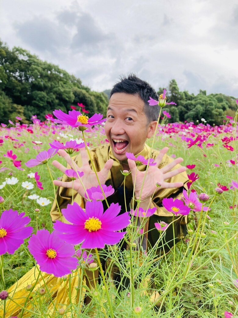 現在は福岡を拠点に活動中の波田陽区さん