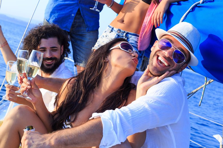 iStock.com/valentinrussanov　※画像はモデルを起用したイメージです