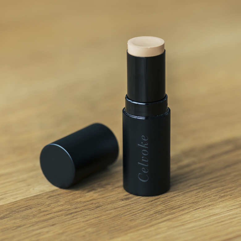 インテントスキン スティックファンデーション N 全４色 SPF50PA＋＋＋＋4800円(税抜)／セルヴォーク