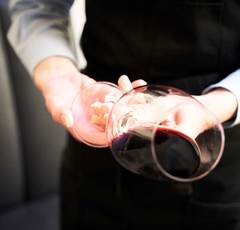 エノテカに聞いた！ワインが苦手な人でも美味しい飲み方ある？