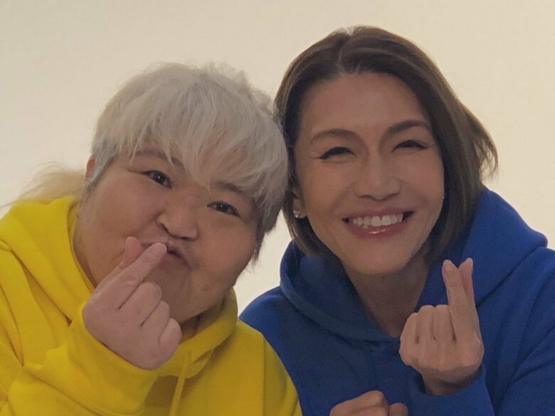 素顔のダンプ松本さんとブル中野さん