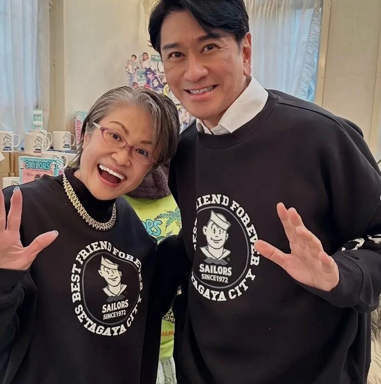 友人の川崎麻世さんの還暦をお祝いするイベントで引き出物を制作。そんな川崎さんからの連絡でセーラーズのパロディ「セイヤーズ」を知ったそう