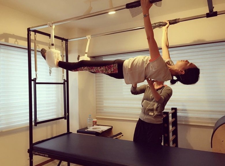 第二子が生まれたばかりのタイミングで始めたピラティス。通うだけでなくインストラクターの勉強も