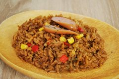 アメリカ発祥の炊き込みご飯!? ファミマ「ミニジャンバラヤ」は初めて食べた人でもハマる！