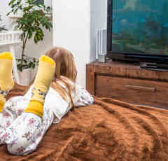 大人の女性も熱視線！？ 斎藤工さんが出演する“女児向け特撮”にママの歓喜が止まらない