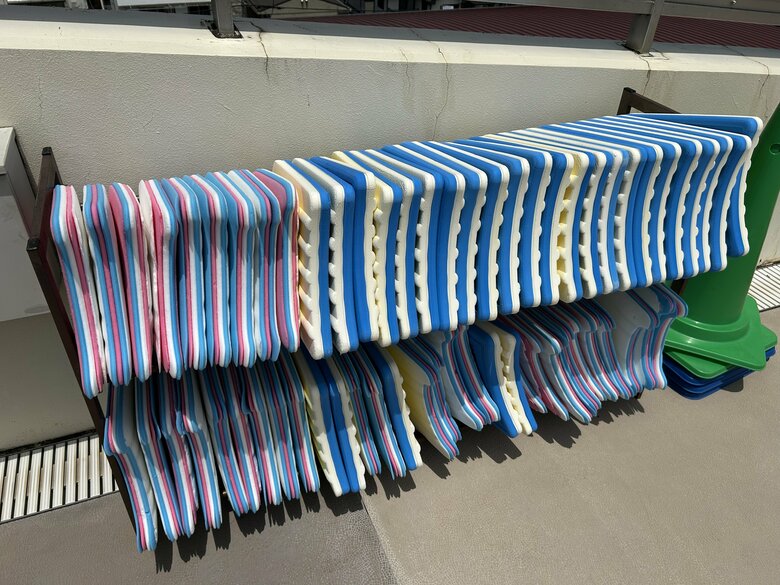 ビート板もいまは1000円近くかかるそう