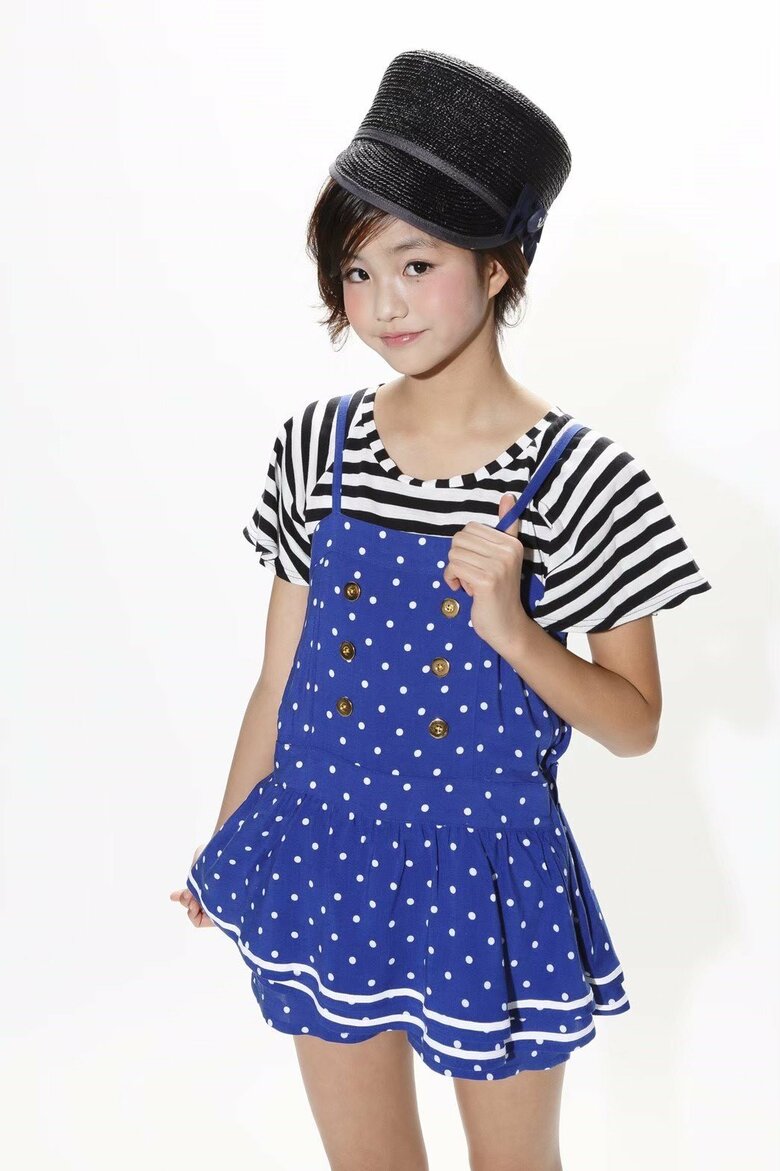 小学生時代、カタログモデルとして大活躍