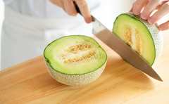 メロンがもう１段階美味しくなる贅沢な食べ方