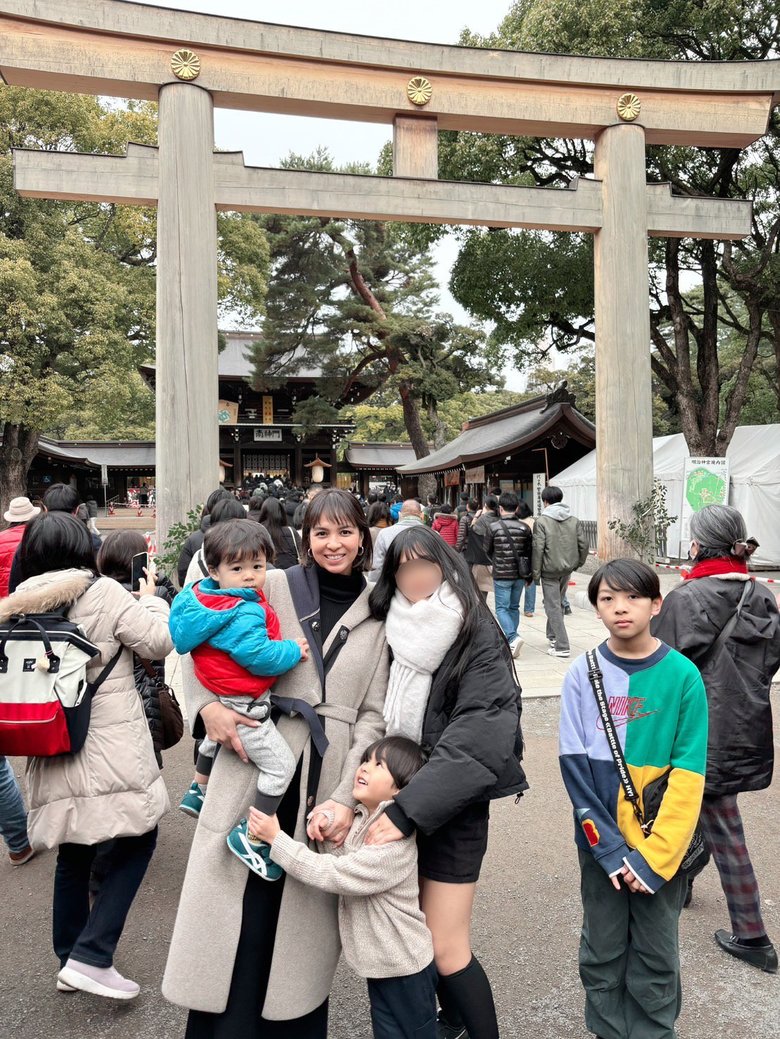 今年の初詣の様子。年末年始は家族と一緒にゆっくり過ごすことができたそう