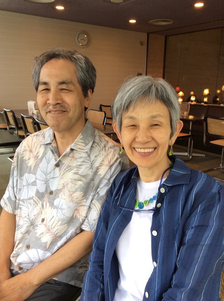 仲睦まじい様子が伝わってくる治子さんと常雄さんの笑顔