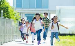 「学校再開いつから？」全国でバラバラ…うちの子はどうなる？