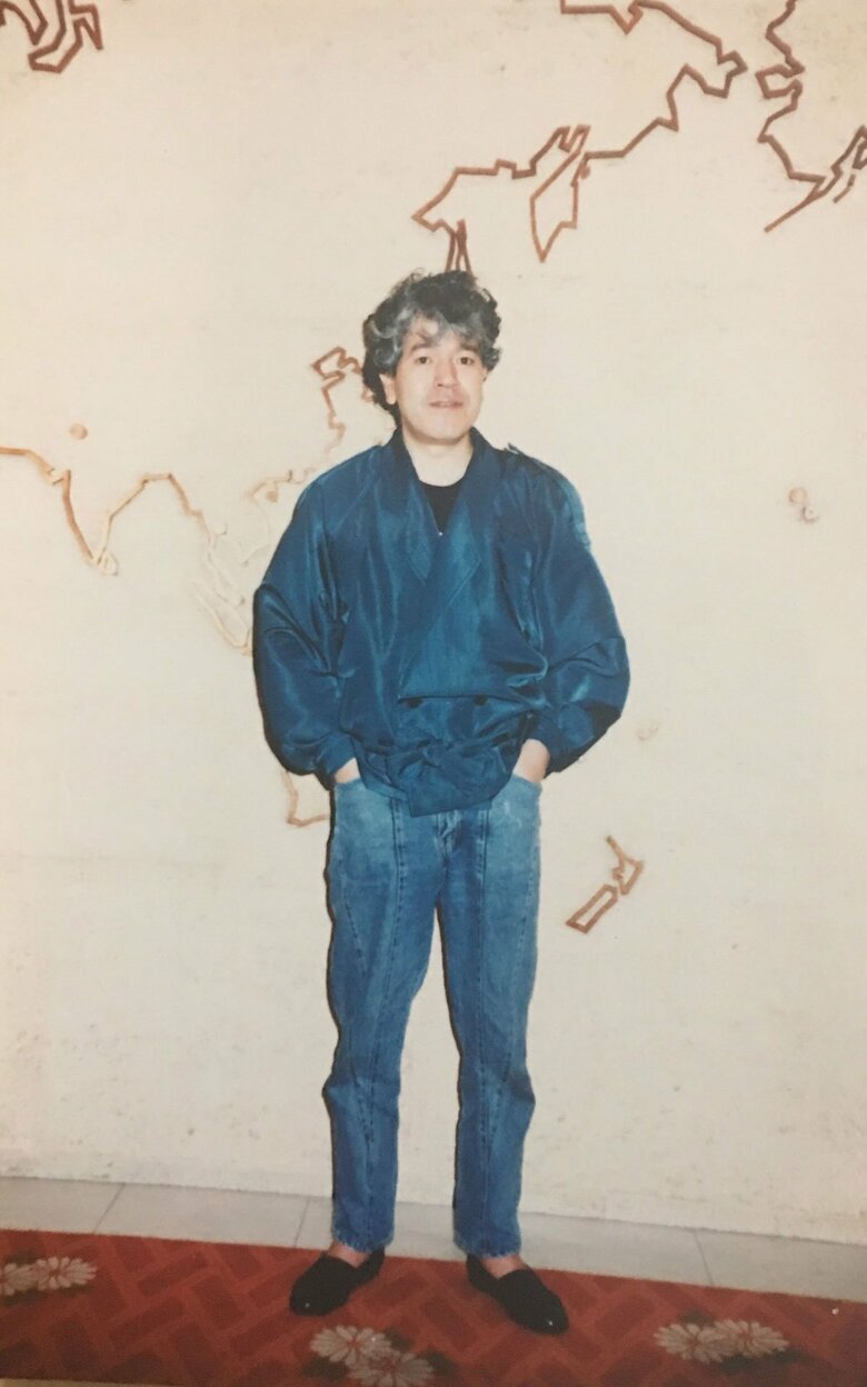 モノトーンで決めた若かりし頃のクールな志茂田景樹さん