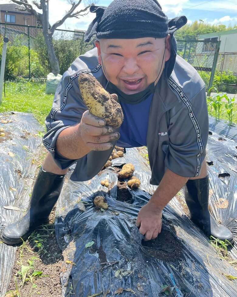 野菜作りを楽しむ