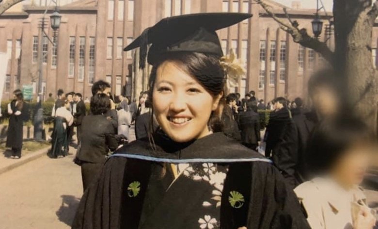 東京大学卒業式での藤木さん