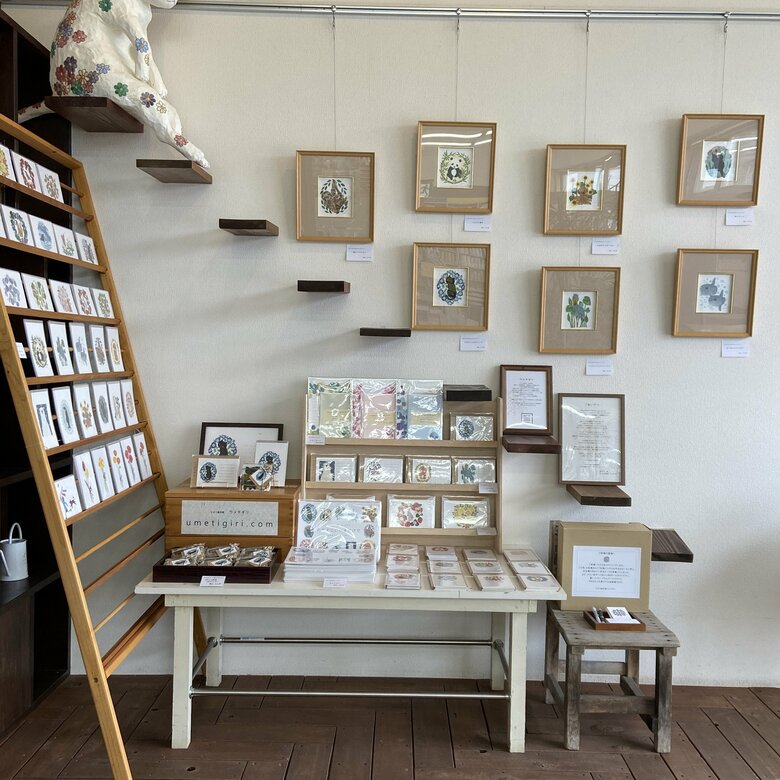 全国各地で原画展も開いているウメチギリさん