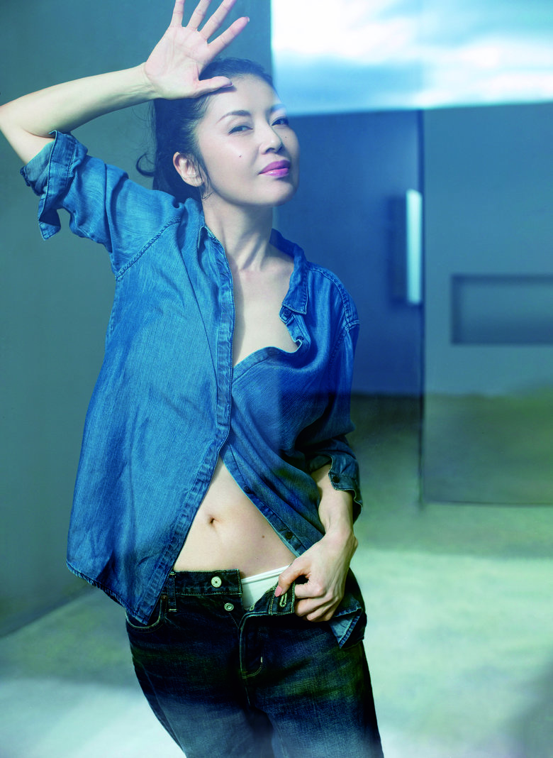 写真集より　『FUJI AYAKO』（講談社）撮影／浅井佳代子