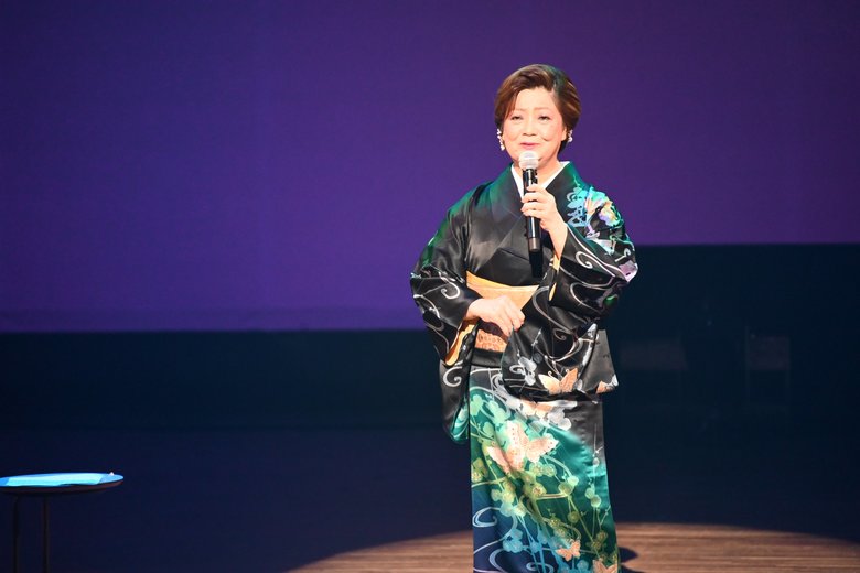 松原のぶえ