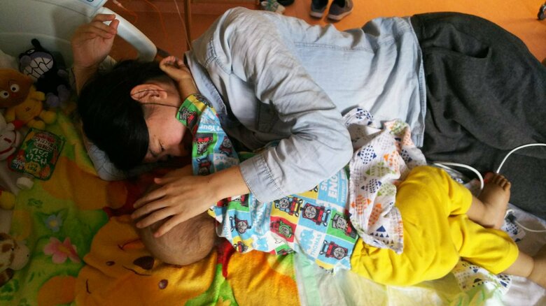 石田千尋さんと息子の夕青くん