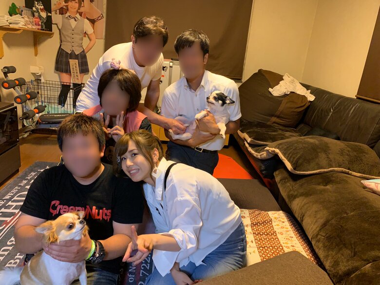 何でも話せる雰囲気をつくってきてくれたご両親。仲のよさが伝わってくる家族ショット
