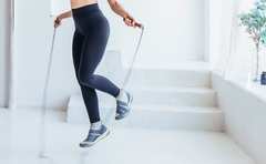 ジャンプで骨量アップ！健康な骨づくりに必要な運動習慣【専門医に聞く】