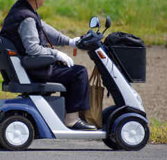 免許返納したら！千鳥・ノブさんが父に贈るギフト「初期のフリーザみたい」