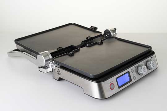 ▲温度設定は60～120℃は20℃刻みになっており、120～230℃は10℃刻みでの調整が可能