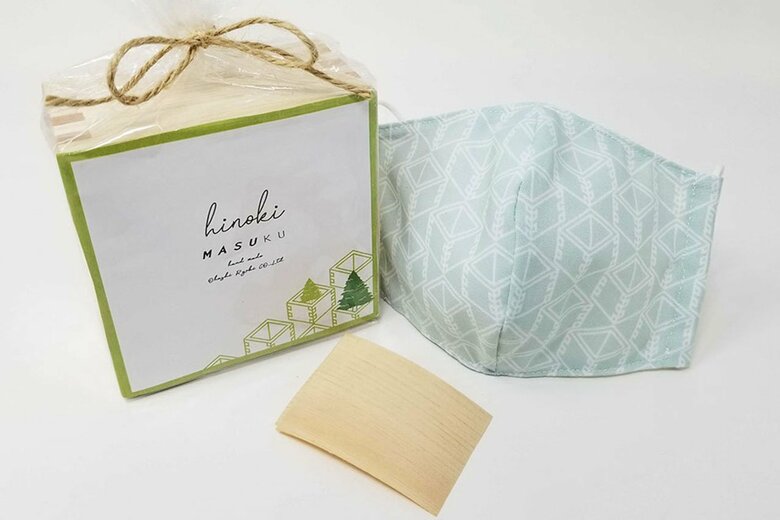 ヒノキの香りがするマスク「hinoki MASUKU」も注文が相次いだ
