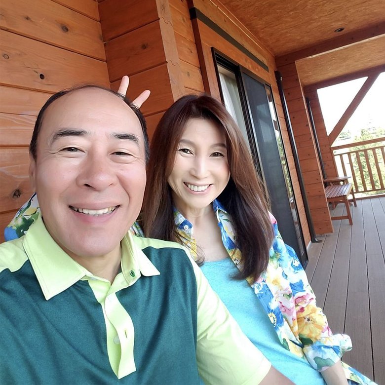 武東由美、モト冬樹