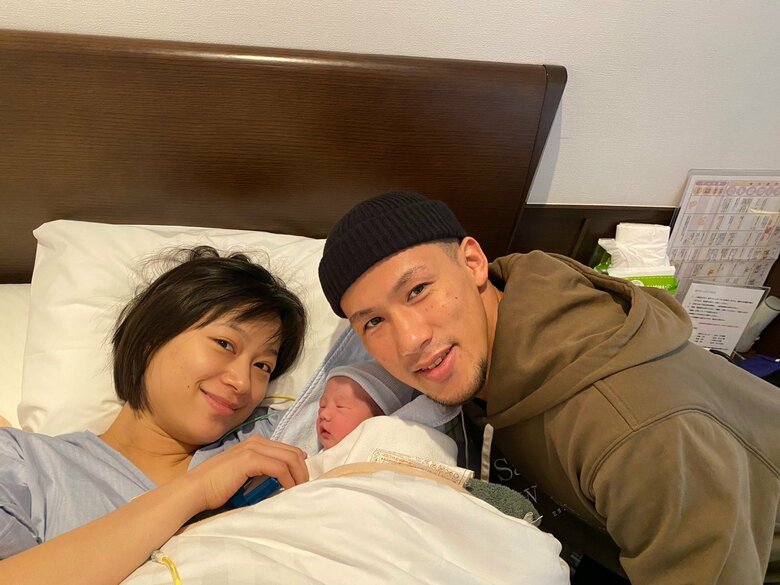 長男を出産した直後の記念ショット