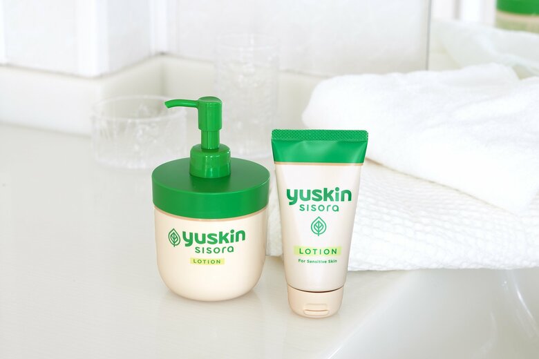 ▲（左）シソラ ローション ポンプ 1595円、シソラ ローション チューブ 1078円