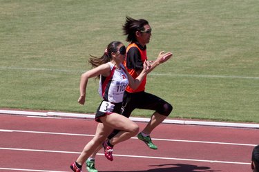 全盲のパラアスリート「目の不自由を“言い訳にしない”育て方をした親に感謝」