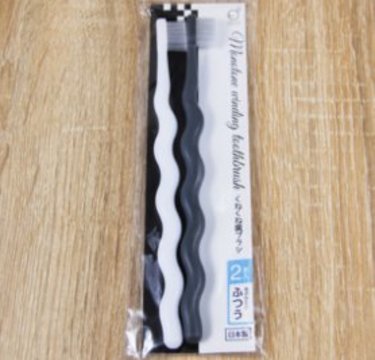 キャンドゥ「くねくね歯ブラシ」ヘッド部分の“通気穴”がポイント！