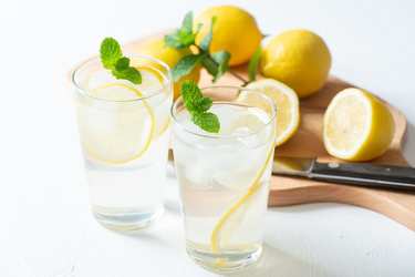 血管年齢が−12.5歳!?レモンが健康にいいって知らなかった!!