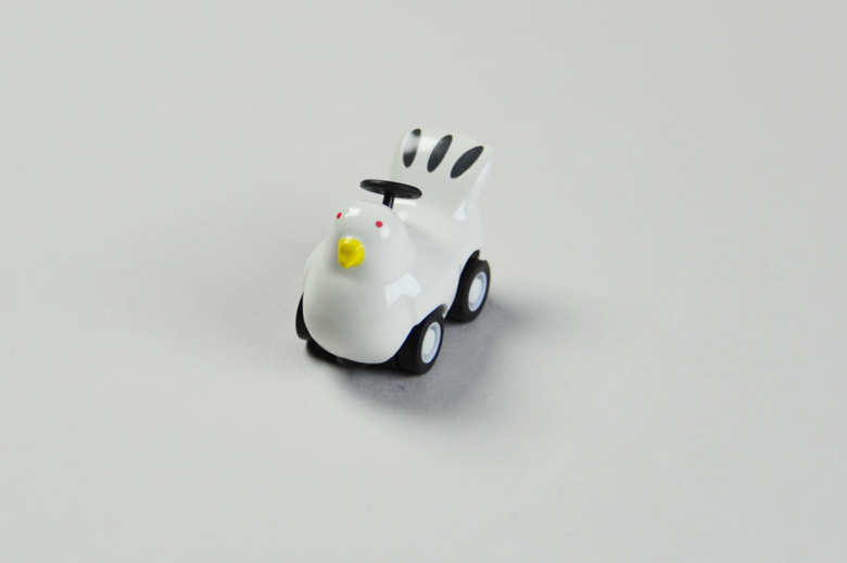 「ハトカー」の車部分