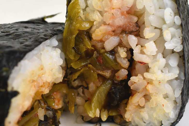 セブンイレブン「大きな手巻おにぎり 高菜明太子」の実物画像