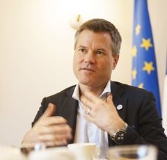 貧困家庭出身でも妊娠中でも大臣に!?男女平等の国 フィンランドの働き方