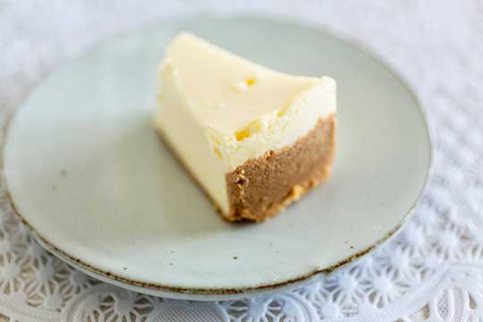 成城石井のビストロプレーンチーズケーキのクッキー部分