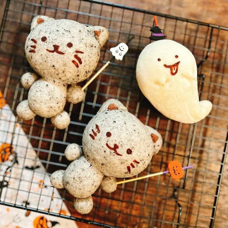 ハロウィンに手作りしたキュートな米粉パン