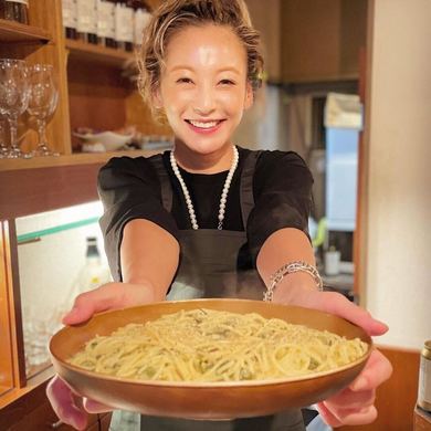 西山茉希“茶色多め上等”の食卓へのこだわり「まずは大人がおいしそうに食べる」｜CHANTO WEB