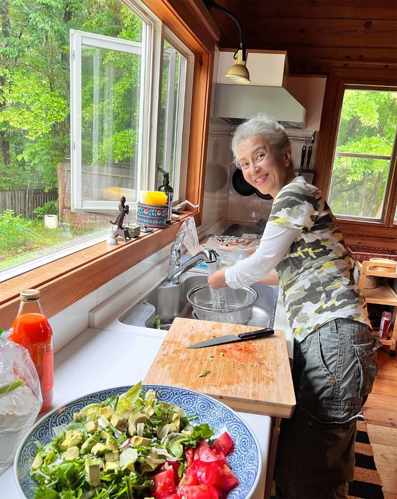 料理が得意な結城さん。色鮮やかなサラダがとっても美味しそう