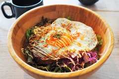 芸能人が考案した絶品どんぶりの数々が「めちゃくちゃ美味しい！」