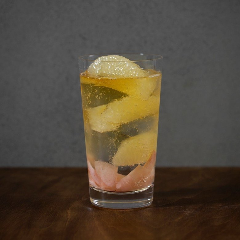 グレープフルーツとガリのハイボール