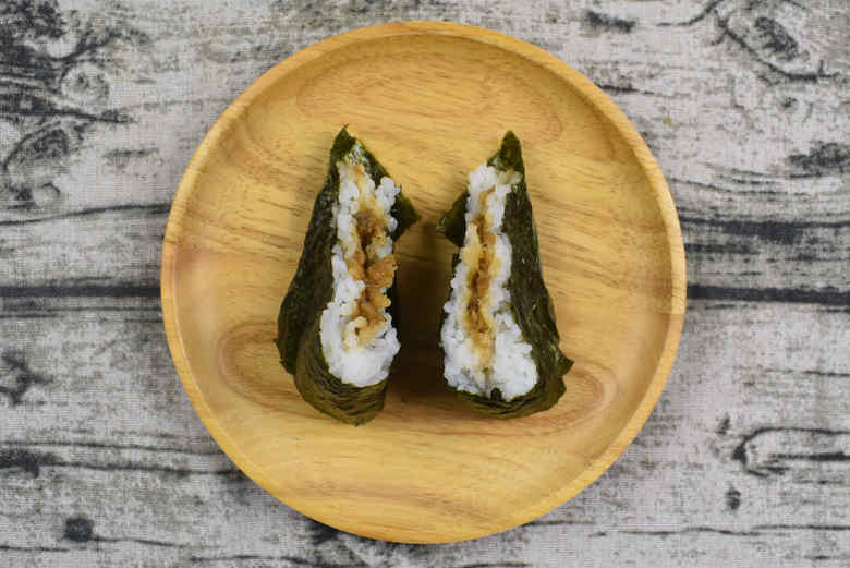 ファミマのおすすめおにぎり7「しらすおろし」の画像2