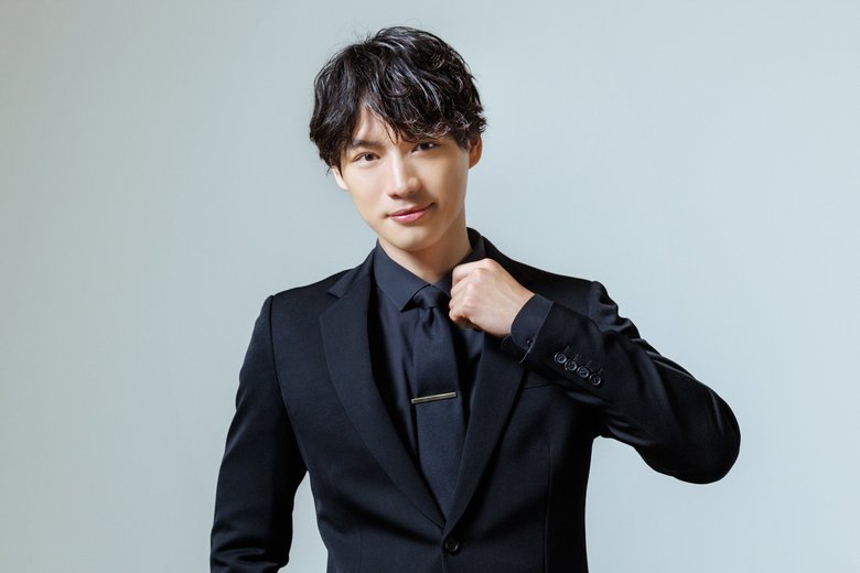 ときにシリアスな表情も見せながら、優しく紳士的に取材に応じてくれた福士さん